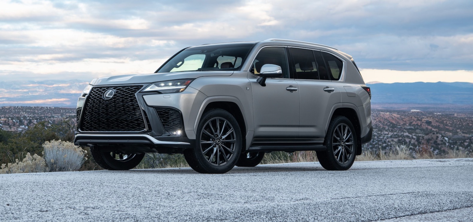 Is The Lexus Lx 600 Worth The Upgrade Over The Bmw X7? - 2r0q5a4