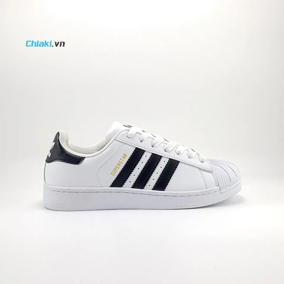 Đánh giá 7 mẫu giày Adidas sò sành điệu được ưa chuộng nhất hiện nay