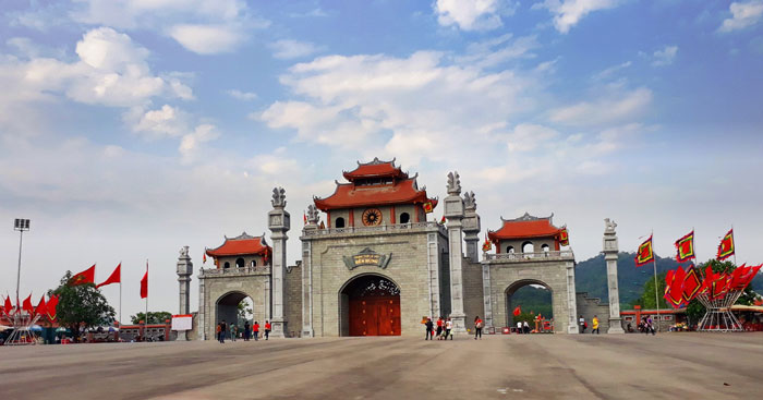 Thuyết Minh Về Danh Lam Thắng Cảnh Đền Hùng - Khám Phá Lịch Sử, Văn Hóa và Các Lễ Hội