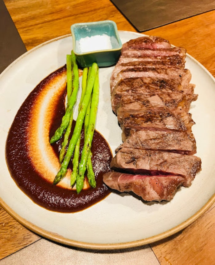 Beefsteak Hoàng Long