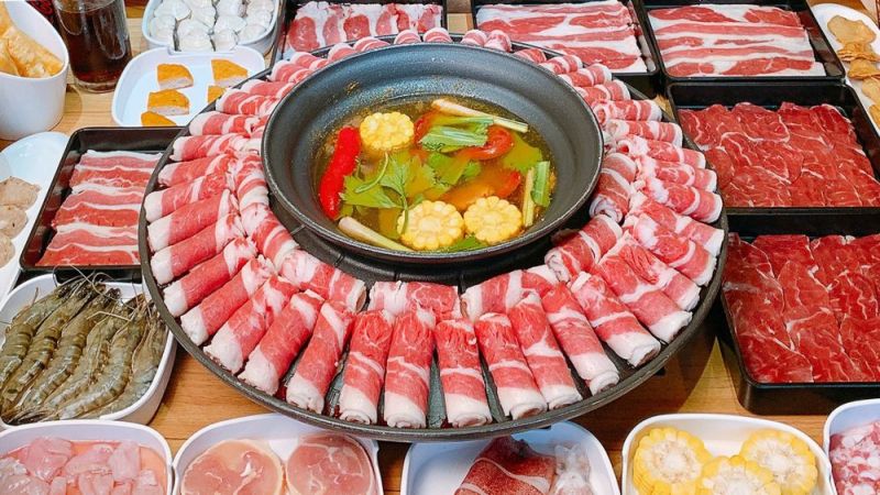 Top 4 Best Bbq And Hotpot Restaurants On Le Duc Tho Street, Hanoi 