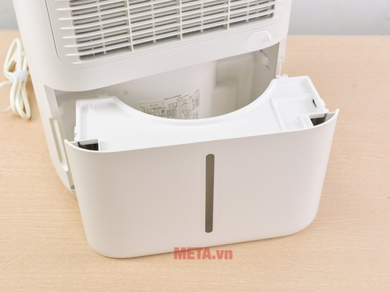 Dung tích bình nước 2.3 lít