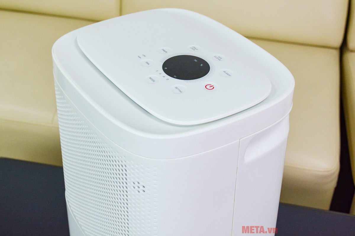 Máy hút ẩm Olmas OS-12L có màn hình hiển thị độ ẩm cực rõ nét