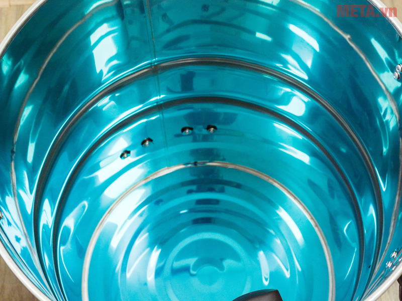 Máy hút bụi khô và ướt Lavor THOR380IF có khoang chứa bằng inox