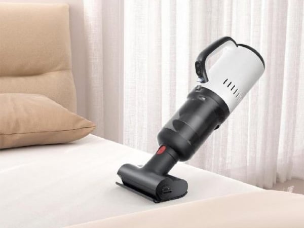 Máy hút bụi Roborock Dyad Pro Combo có đầu hút giường nệm
