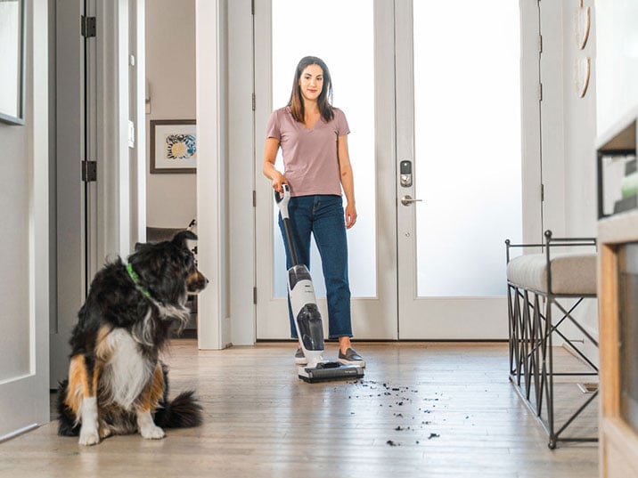 Tineco iFloor 2 Max được tích hợp 2 chức năng là hút bụi và lau sàn