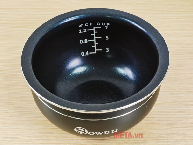 Nồi cơm điện có lòng nồi dạng niêu chống dính