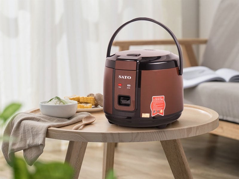 Nồi cơm điện nắp liền 18F052 có quai xách tiện dụng