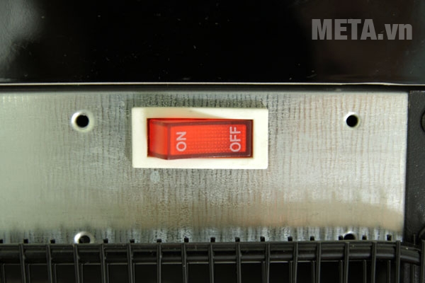 Công tắc cây nước nóng lạnh lắp ở mặt sau