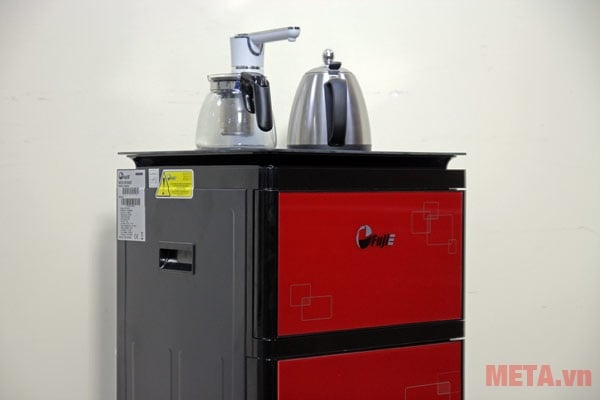 Cây nước nóng lạnh FujiE WD3000C màu đỏ đen