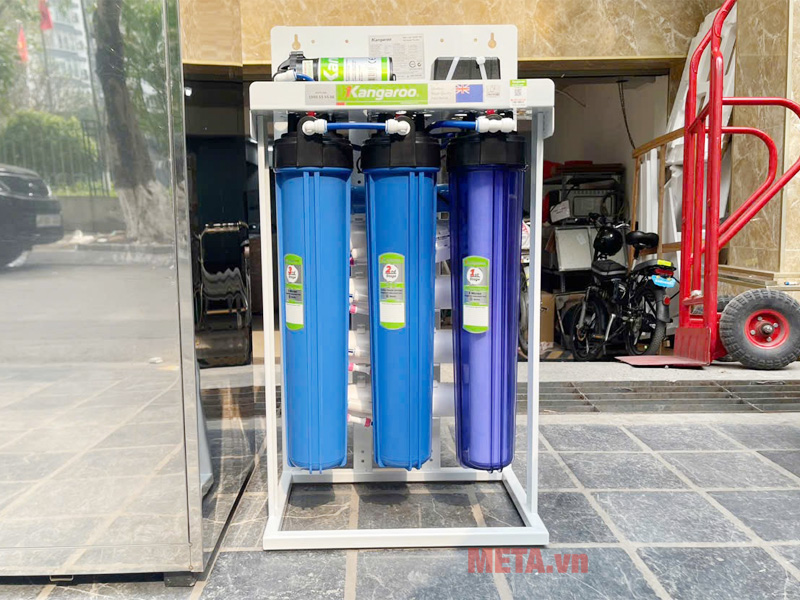 KG400VN có 3 cốc lọc thô