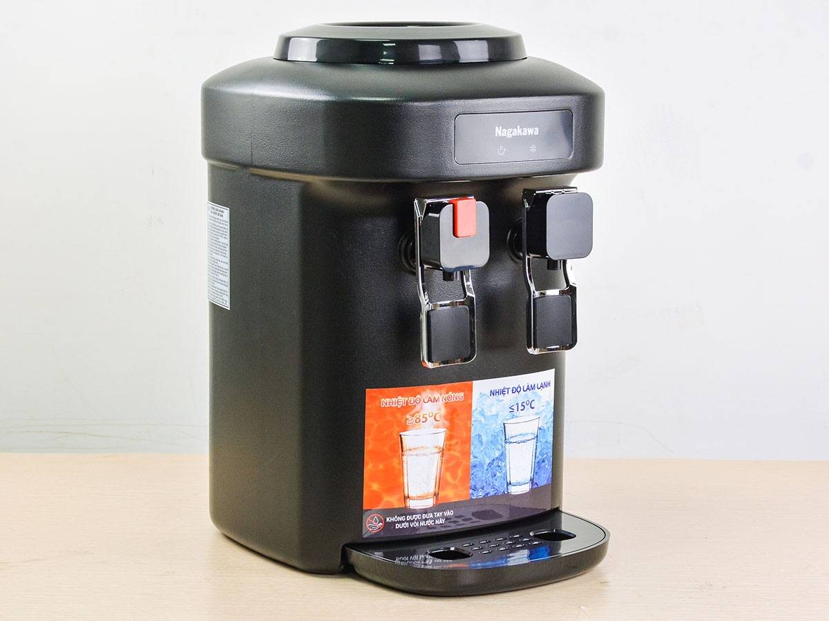Cây nước nóng lạnh Nagakawa có bình chứa nước inox