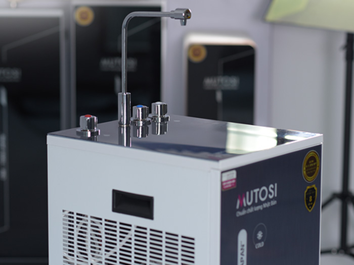 Máy lọc nước Mutosi MP-350D-GR có thiết kế 1 vòi tiện dụng