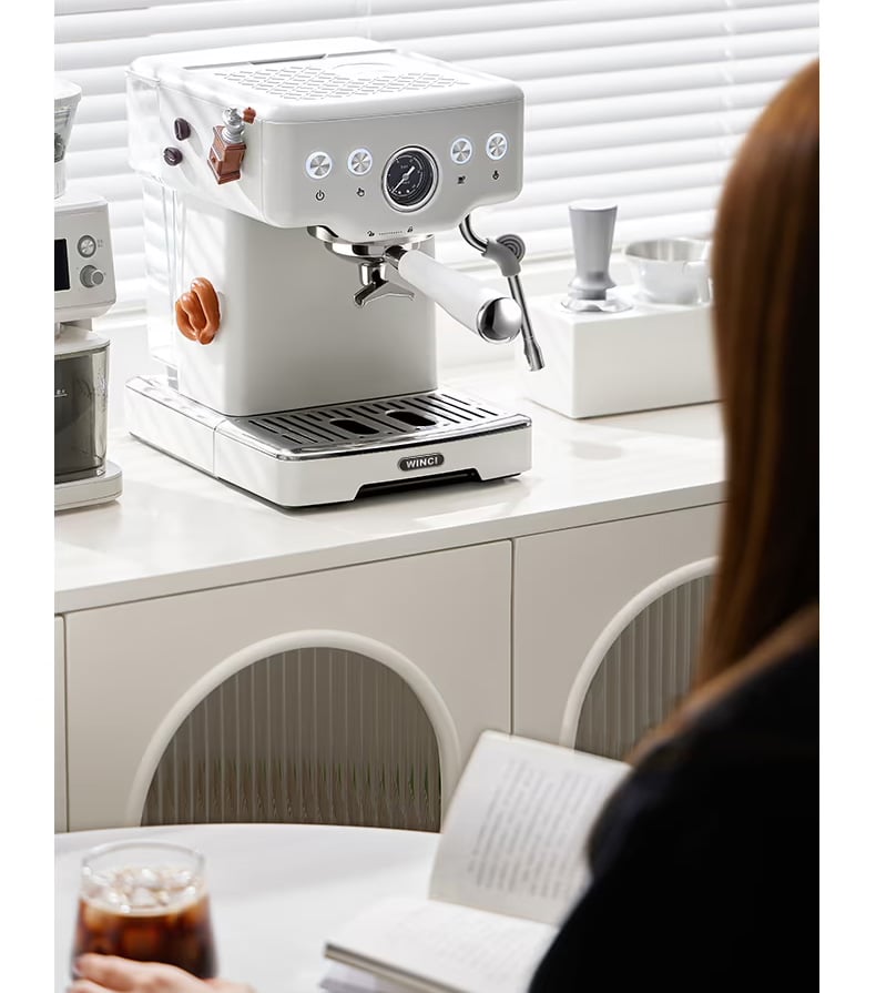 Dễ dàng thao tác – Trải nghiệm pha cà phê tinh tế