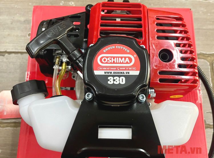 Máy cắt cỏ Oshima 330 sở hữu thiết kế nhỏ gọn, trọng lượng nhẹ