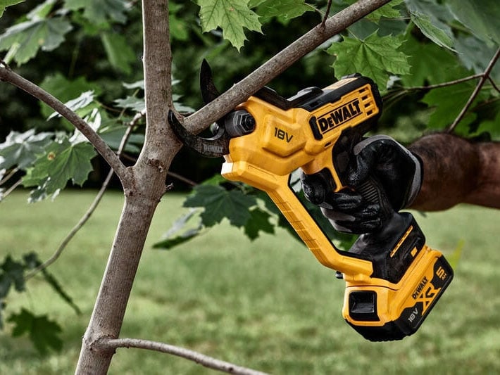 DeWalt DCMPP568N dùng pin tiện lợi