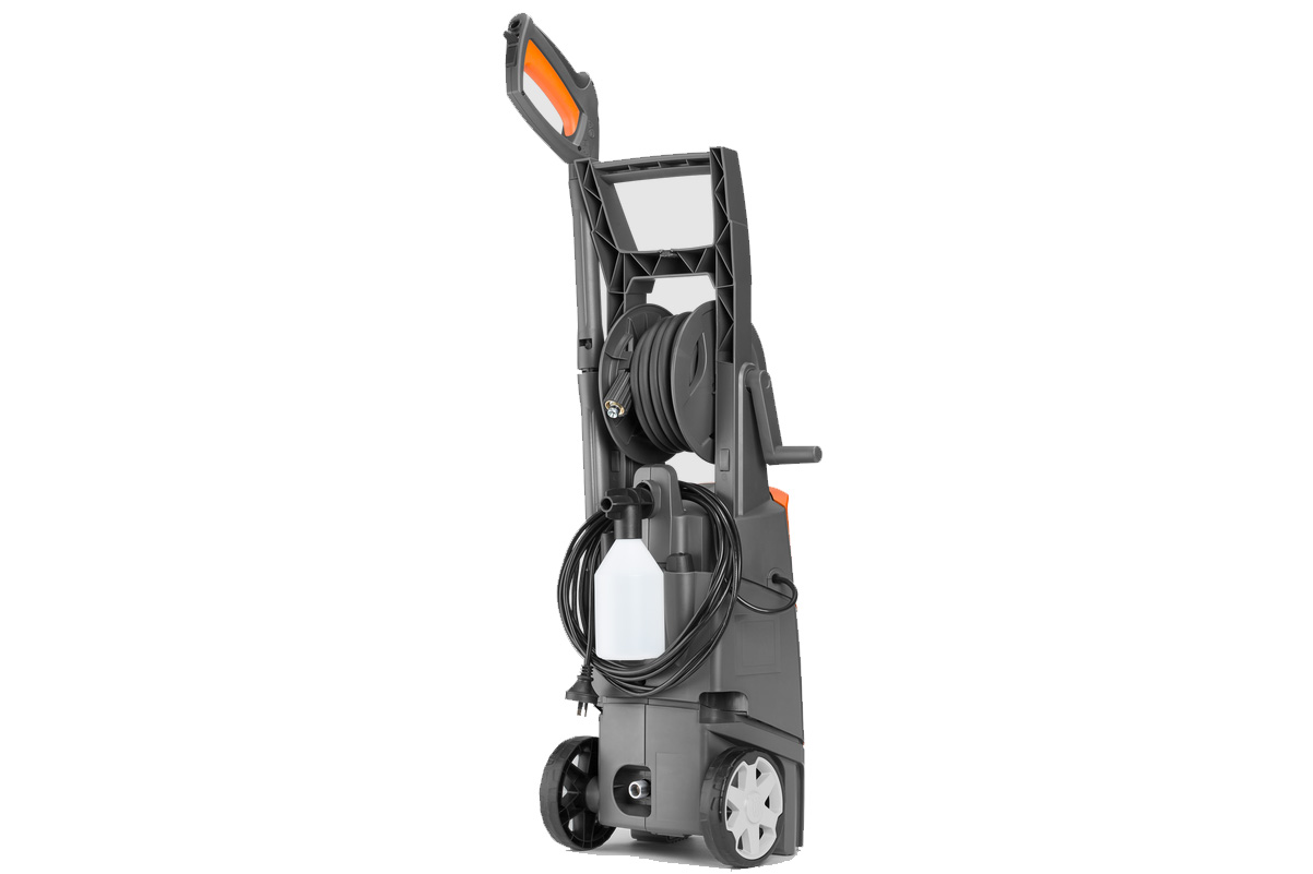 Husqvarna PW 235R có công suất lớn, phun xịt khỏe