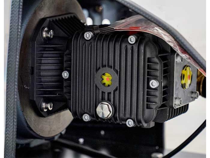 Kumisai KMS 220/5.5 có đầu bơm bằng đồng