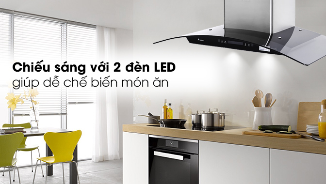 Pramie AC17-900 có 2 đèn led chiếu sáng