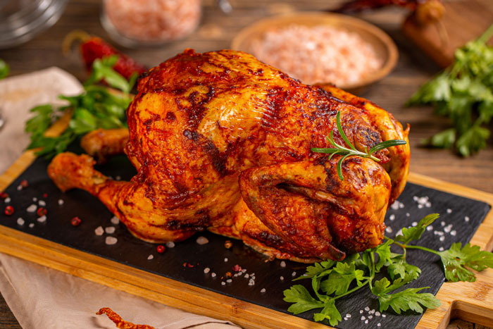 Lò vi sóng Spelier SP 8206EU có chức năng nướng tiện ích