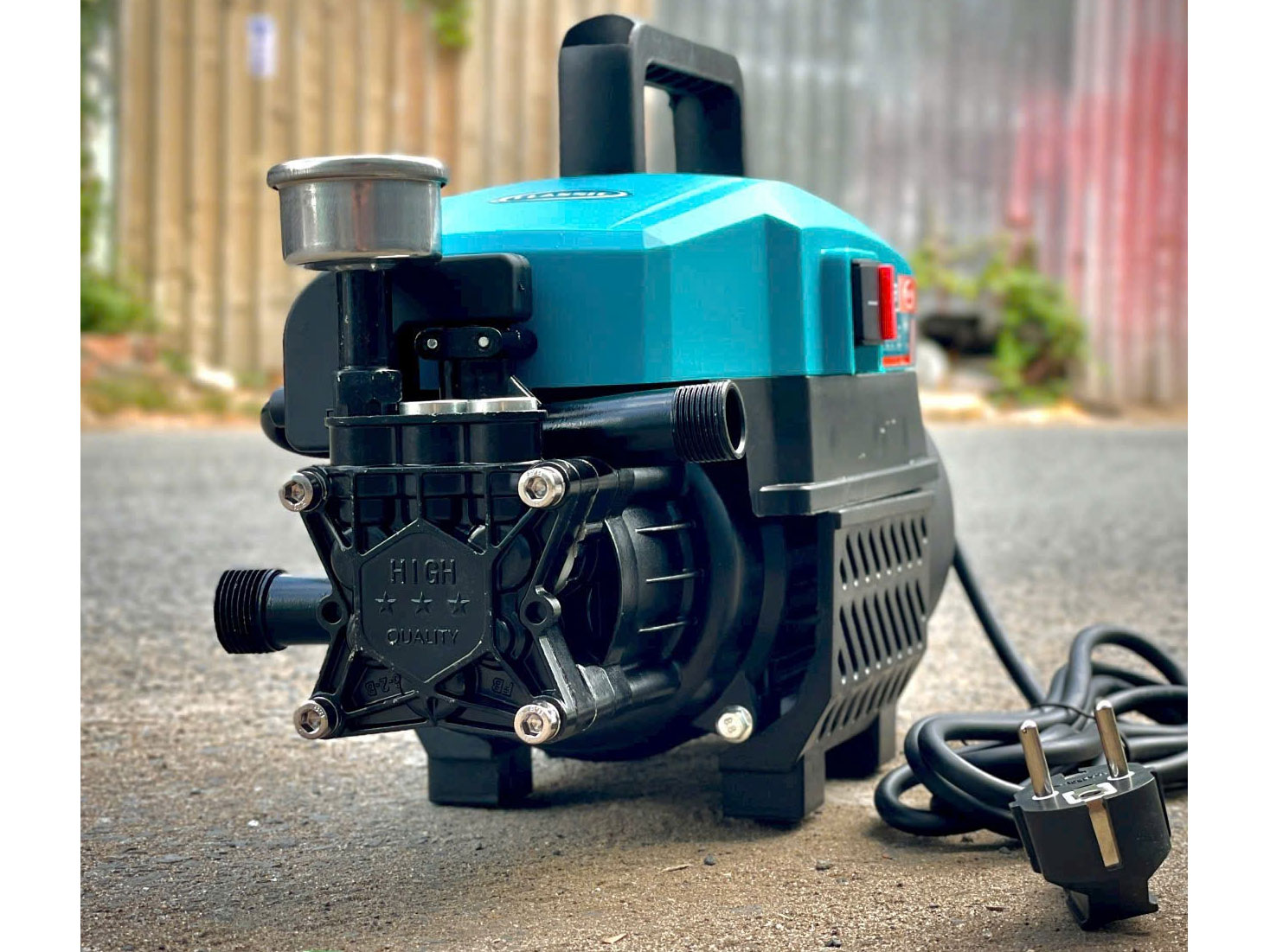 Máy rửa xe Classic CLA2710