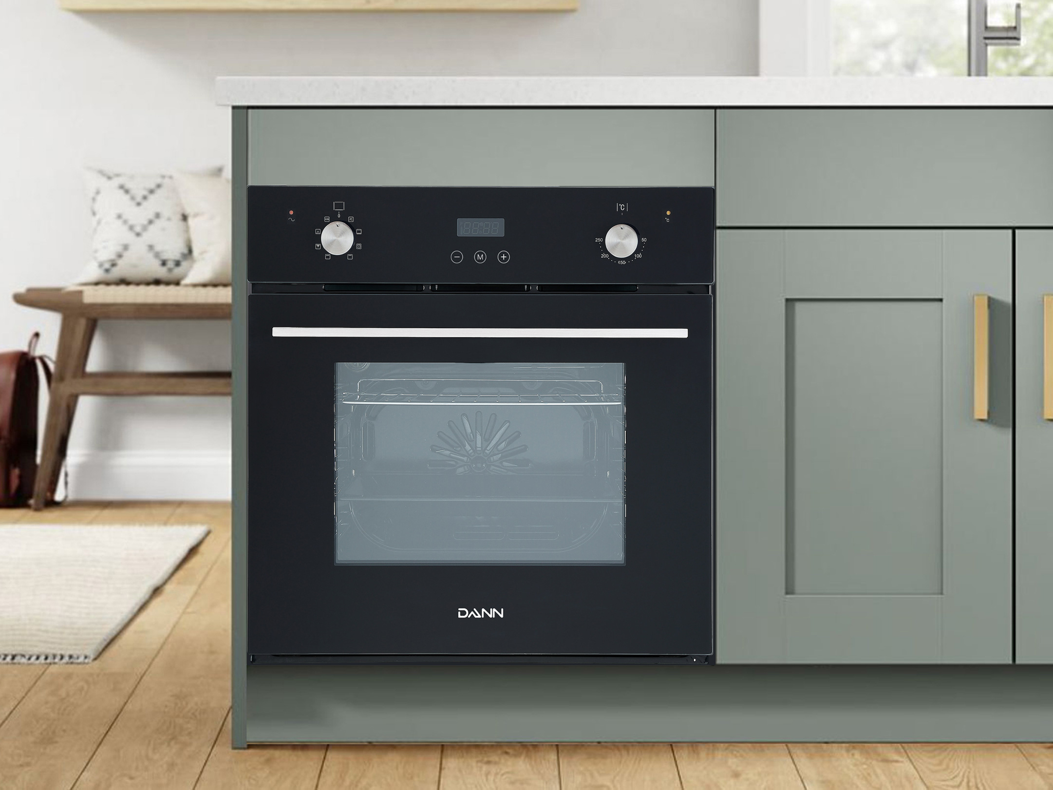 Lò nướng Dann DO-KT68B 68 lít hoạt động với công suất ổn định