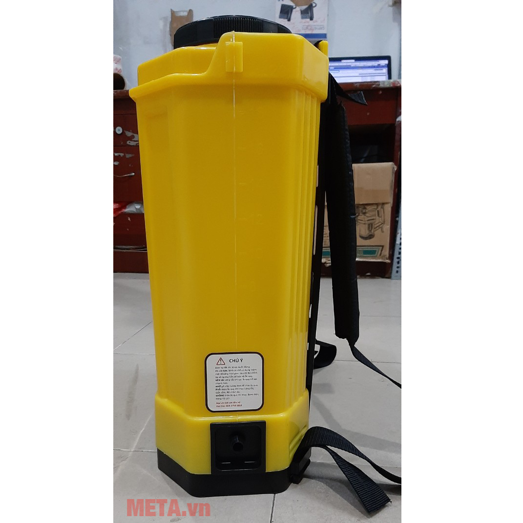 Bình phun thuốc trừ sâu dùng ắc quy sạc điện