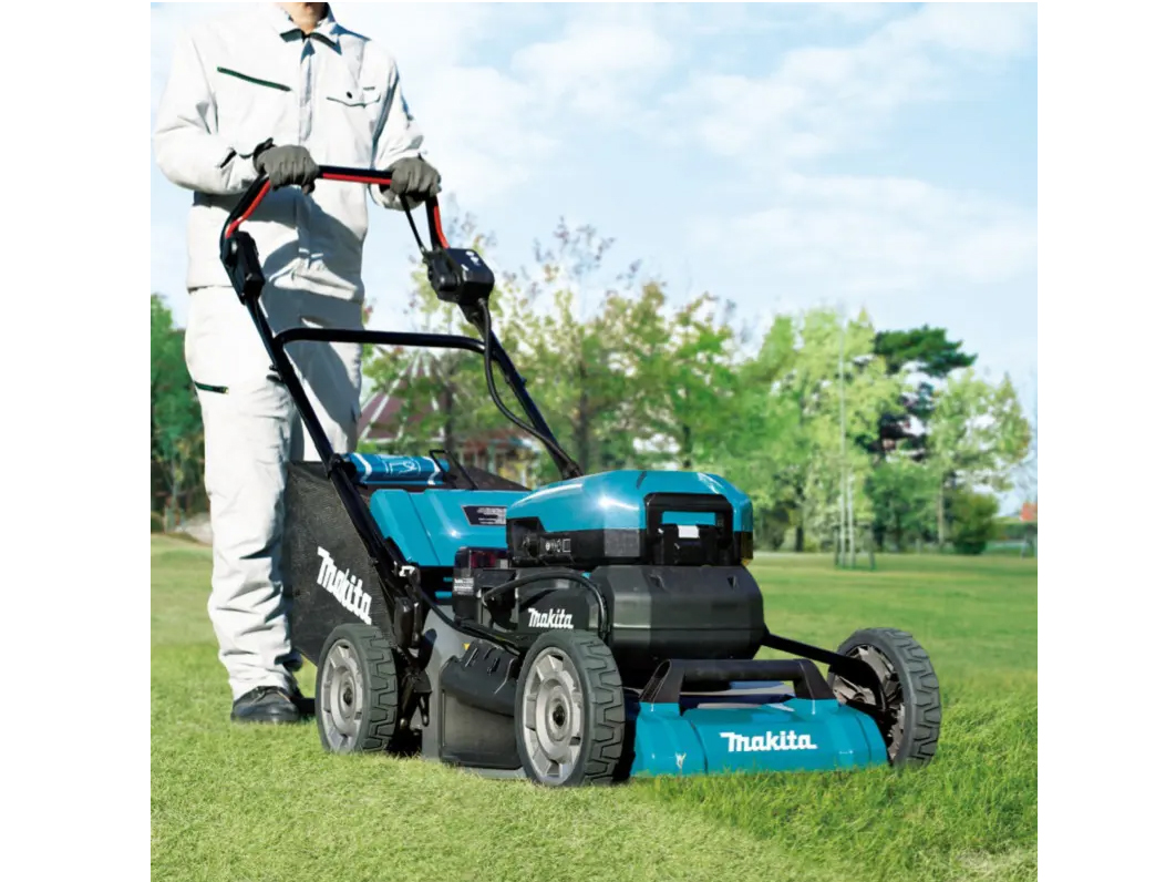 Makita LM001CZ