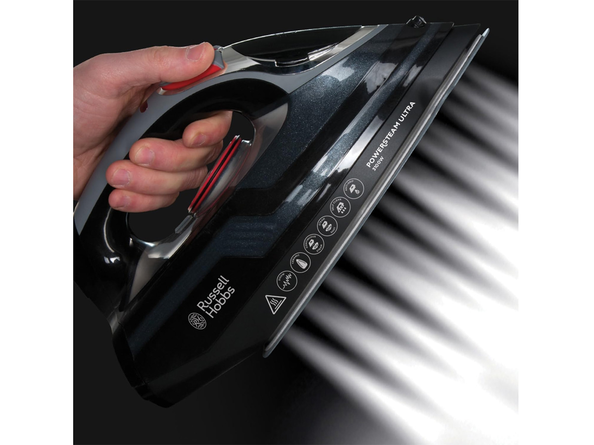 Bàn là Russell Hobbs 20630-56 Power Steam Ultra có hiệu suất mạnh mẽ