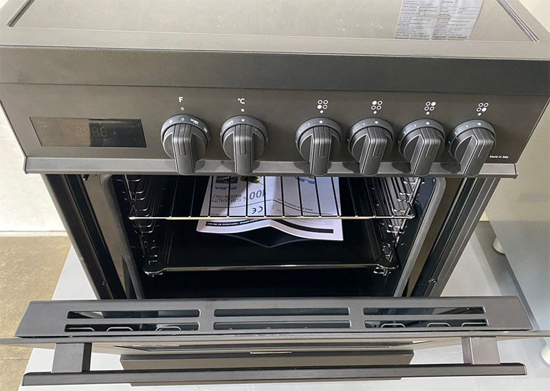 Điều khiển bằng núm vặn