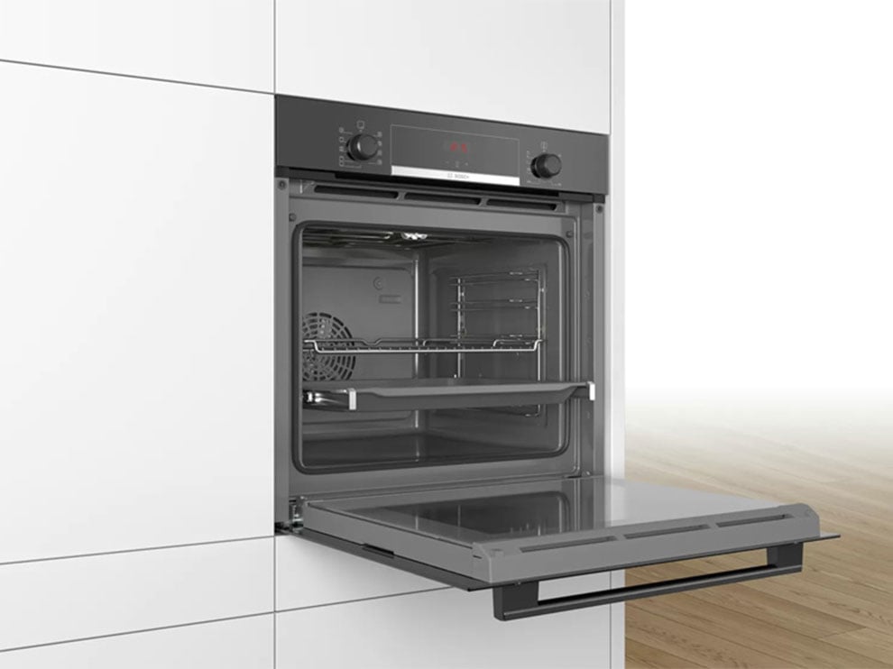 Lắp đặt lò nướng âm tủ Bosch HMH HBA534EB0K