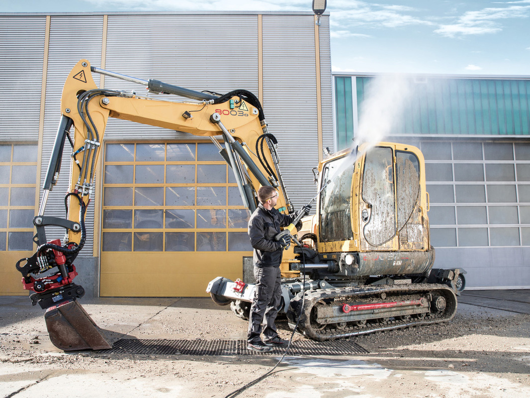 Máy làm sạch áp lực Karcher HD 7/14-4 (1.524-930.0)