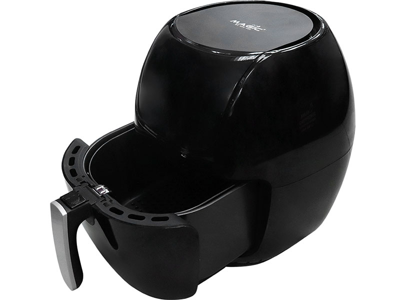 Magic AC-110 dễ dàng kéo giỏ chiên ra để bỏ thực phẩm