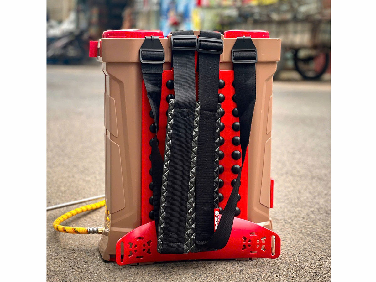 Máy phun thuốc Bgas hỗ trợ đảo thuốc