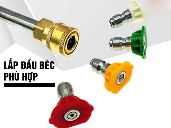 Máy rửa xe có 4 béc phun