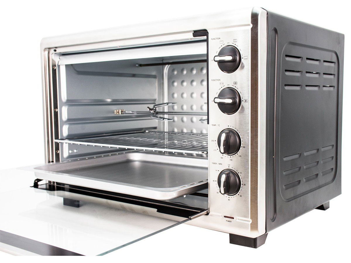 Lò nướng Tiross TS9610 sở hữu dung tích lớn lên tới 55 lít