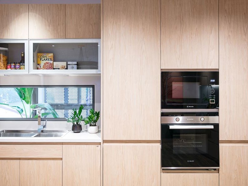 Lò nướng Malloca MOV-659S có thiết kế âm tủ gọn gàng, sang trọng