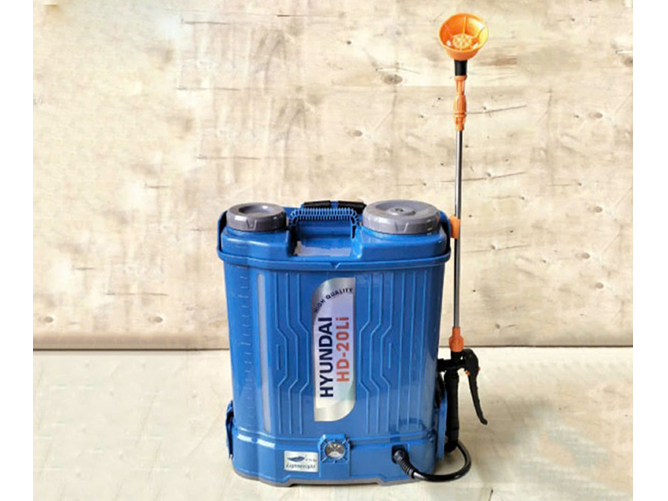 Bình xịt điện đảo thuốc Hyundai HD-20LI