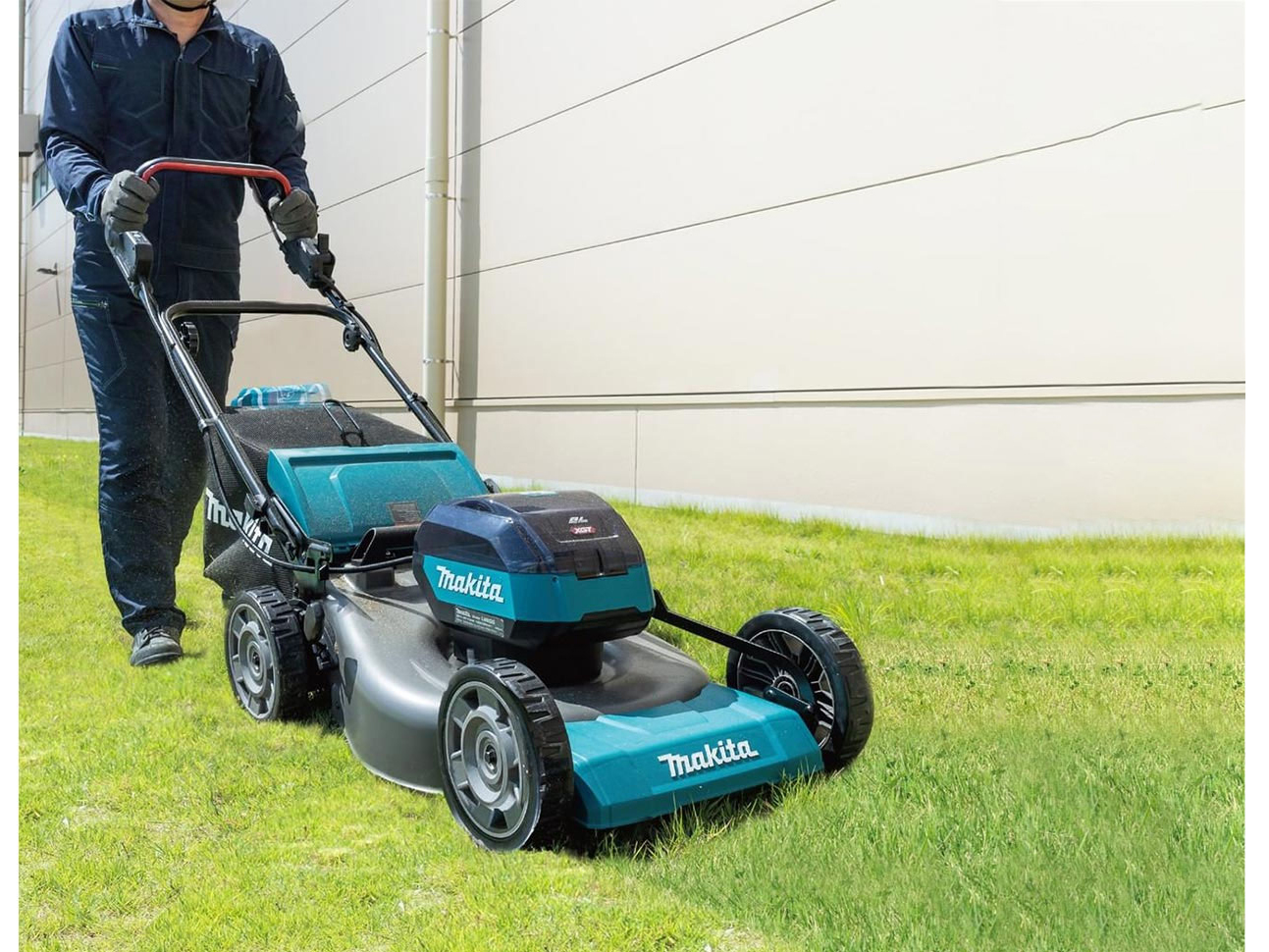 Makita LM001GZ chỉnh được độ cao cắt