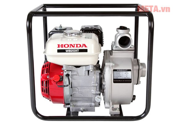 Máy bơm nước chạy xăng dễ dàng tiếp nhiên liệu