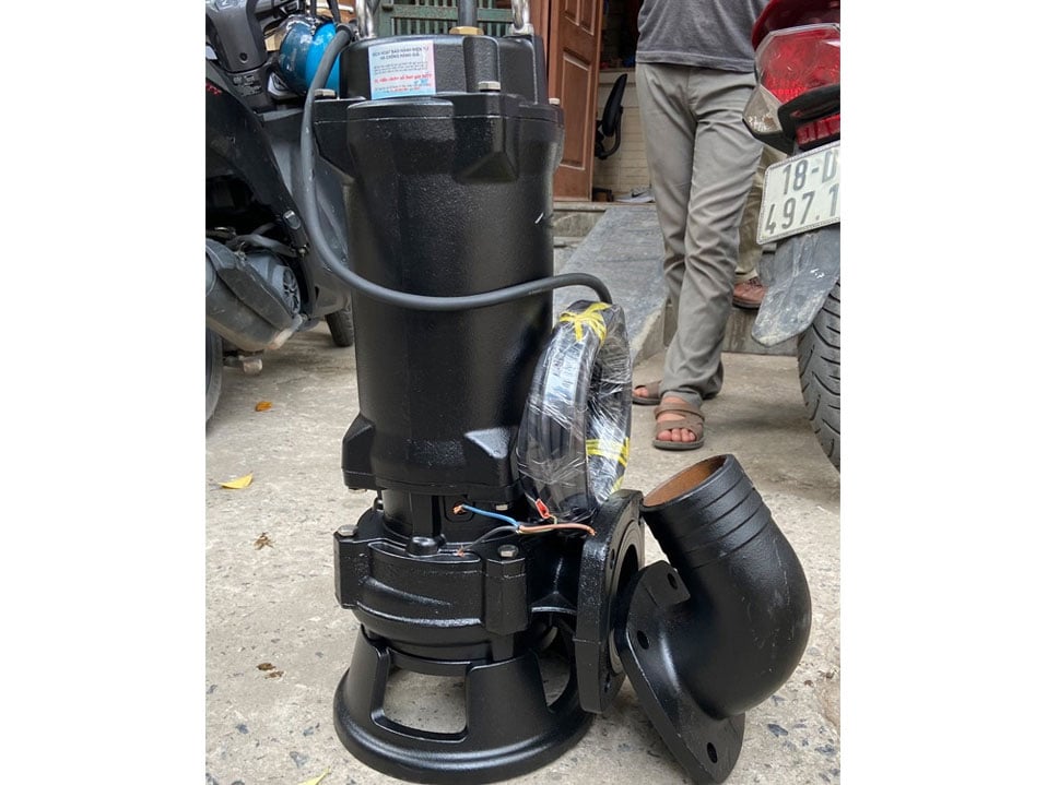 Bơm chìm nước thải cắt rác ShowFou có khả năng chống nước tuyệt đối