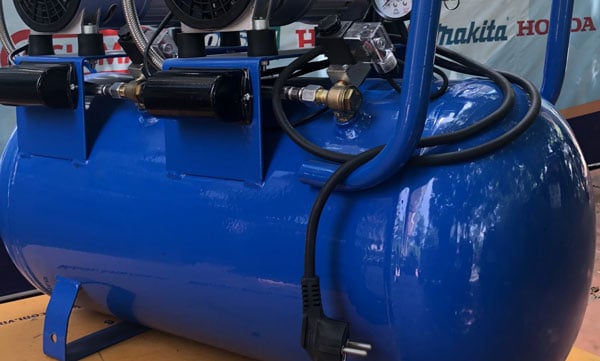 máy nén khí không dầu giảm âm WING TW-OF750x2 có kiểu dáng hiện đại