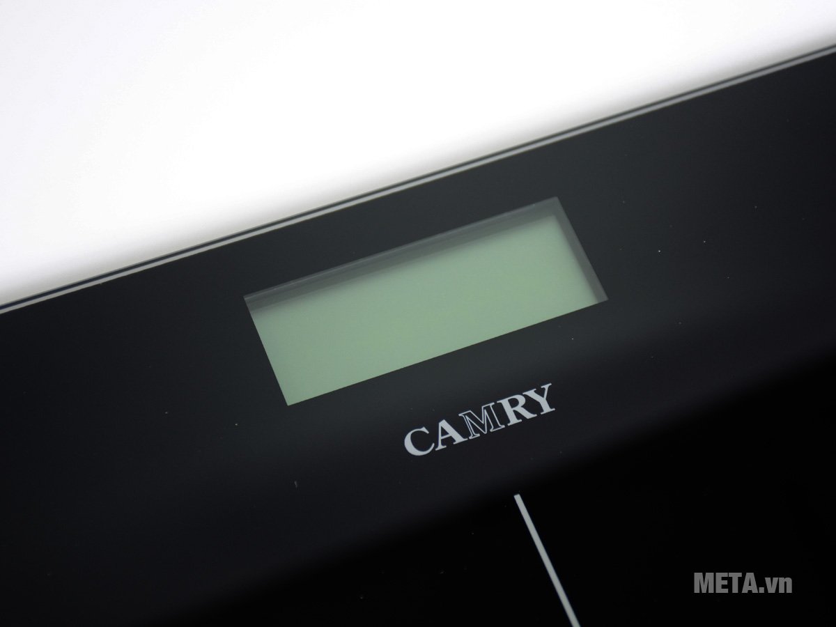 Cân sức khỏe Camry EB9380-S744 có màn hình LCD hiển thị rõ nét