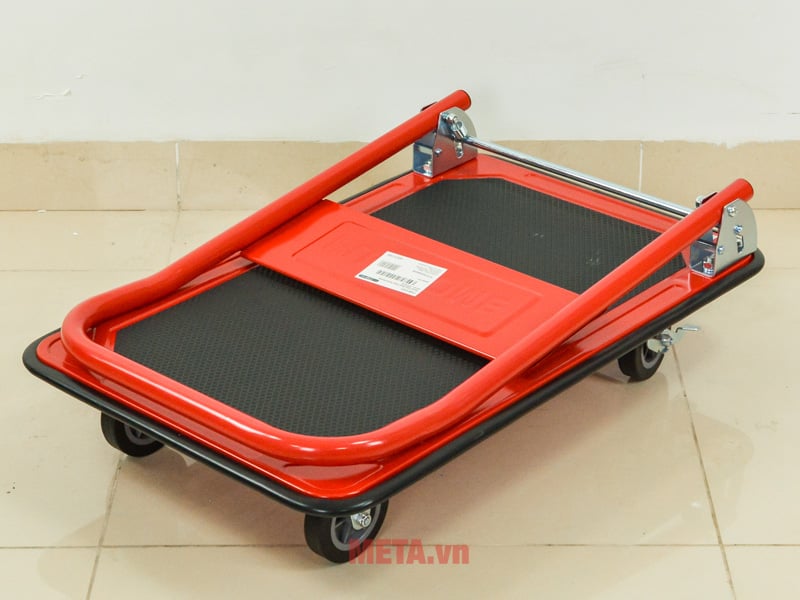 Xe đẩy hàng 4 bánh sàn thép FujiHome HT-415 khi ở trạng thái gập gọn