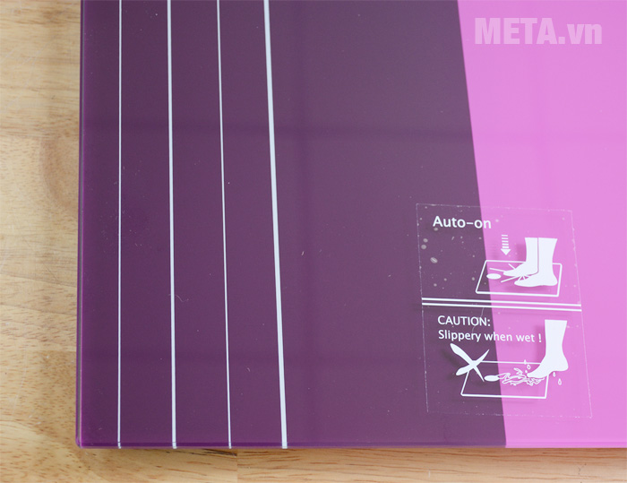 Cân sức khỏe điện tử Camry EB9383-S747 có mặt kính dày dặn