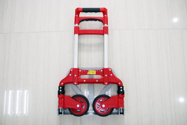 Xe đẩy hàng khi gấp gọn