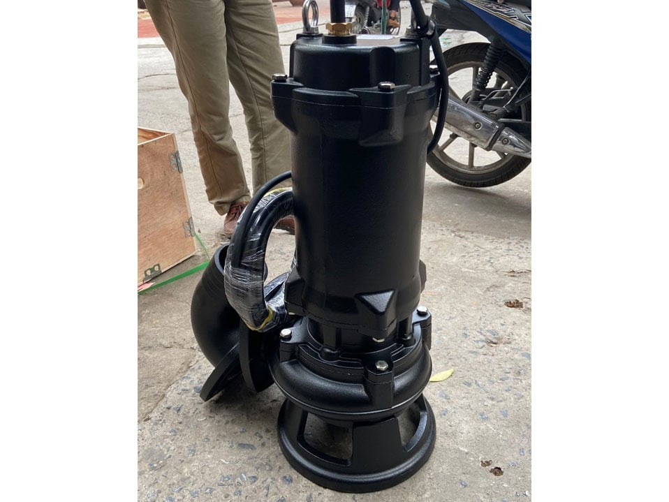 Bơm chìm nước thải cắt rác ShowFou 80WB45-9-2.2
