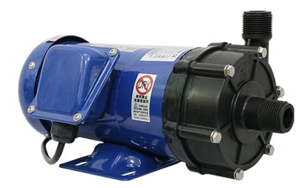 Máy bơm hóa chất dạng từ Qeehua MD-F-204SAE-5V22AYBS842