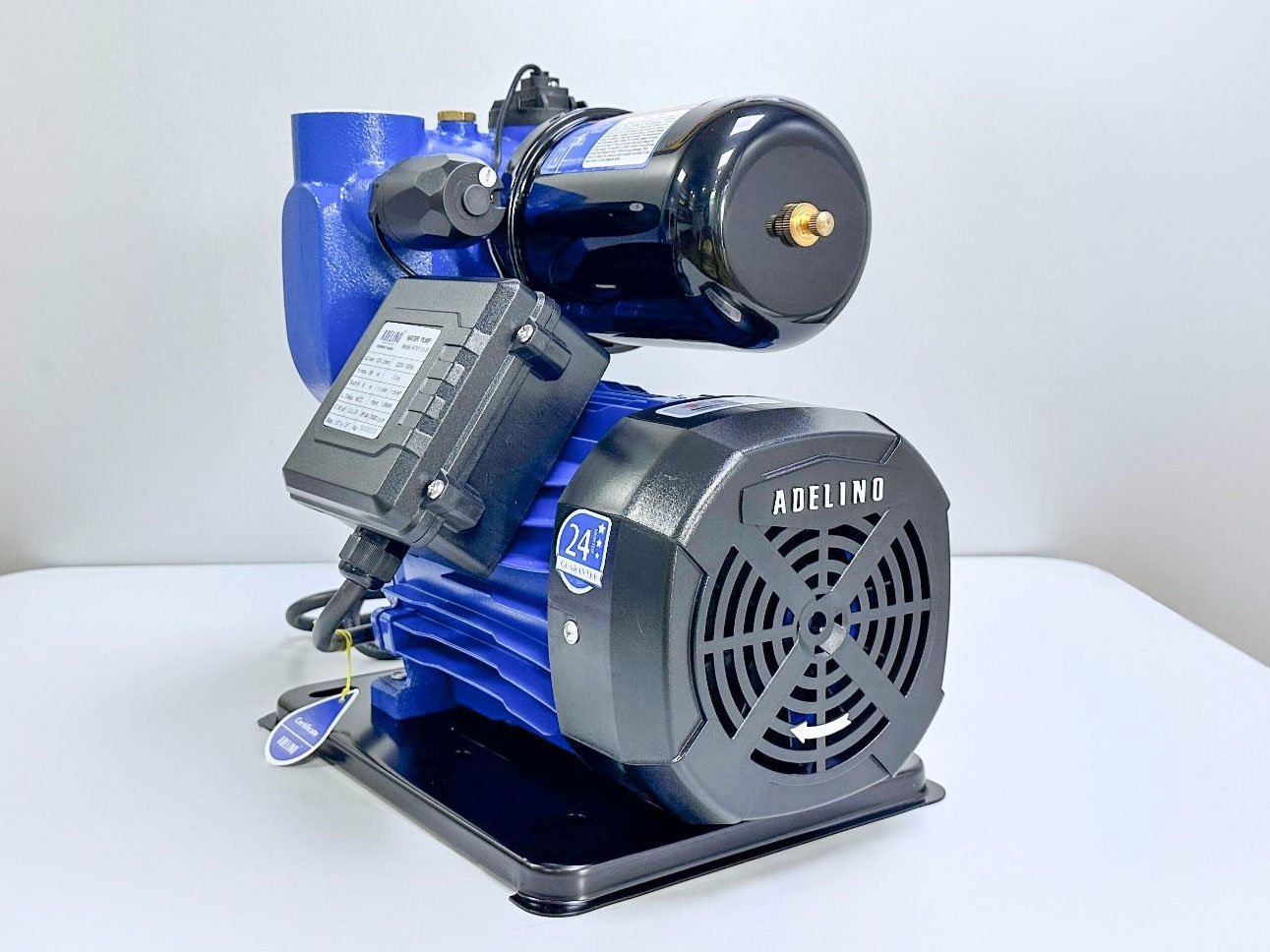 Adelino APS110-B có công suất mạnh mẽ 1100W