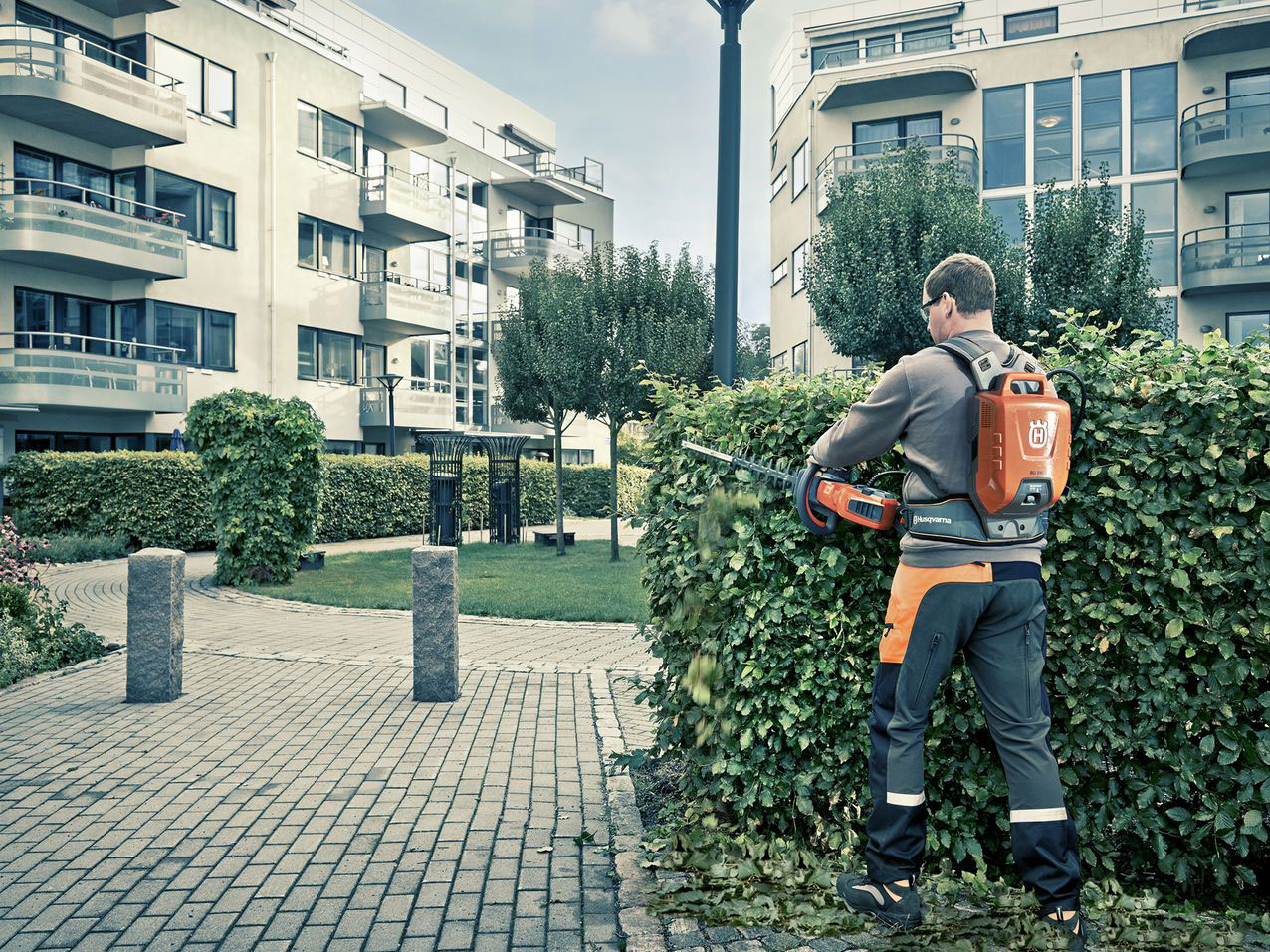 Máy tỉa hàng rào 2 thì Husqvarna 522HD60S
